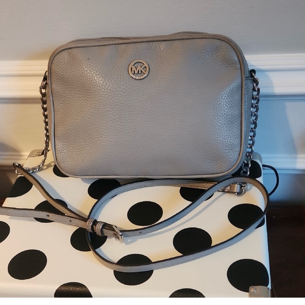 MICHAEL Michael Kors Gray Leather Crossbody Bag